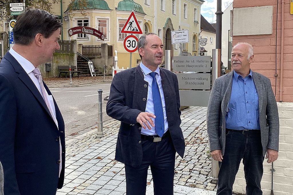 Lagebericht vor Ort - Bild: A.Raith