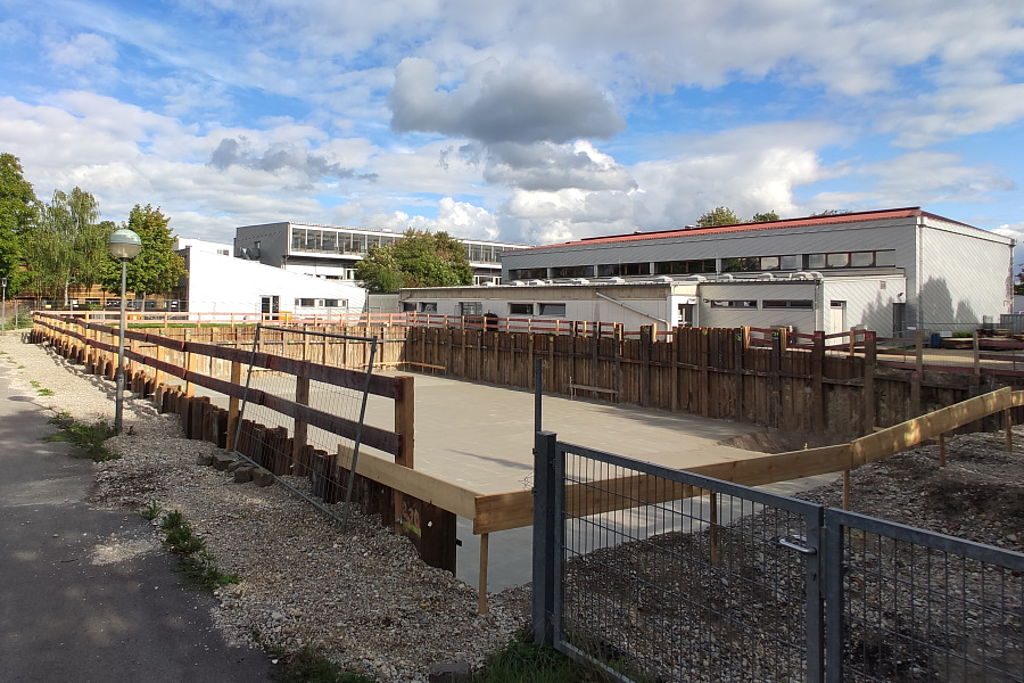 Bodenplattenansicht der neuen Turnhalle - Bild: Bp